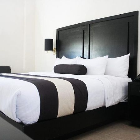 Hotel El Camino Inn & Suites Reynosa Exterior foto